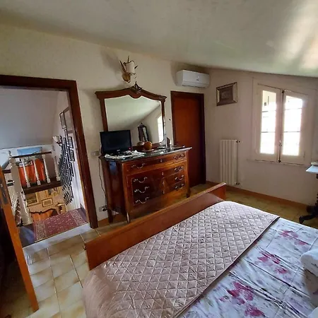 Pensión Luciano E Concetta *